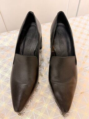 Simons Black Leather Block Heel